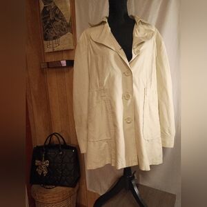 ✔️Yoki Light Cream Button-Front Trench Coat